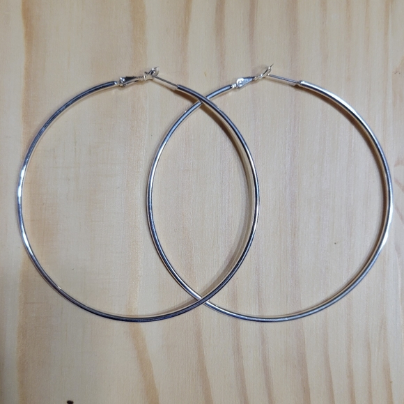 3" Thin Silver Hoops NEW - Picture 8 of 8